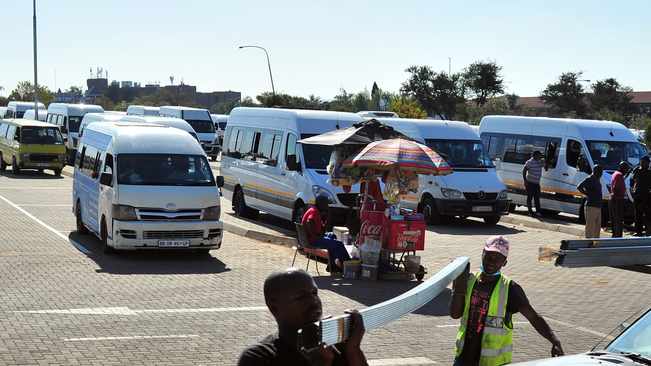 Controversial R12m Centurion taxi rank finally in use
